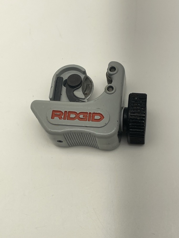 Ridge Model 117 &ndash; 3/16&rdquo; To 15/16&rdquo; Tube Cutter