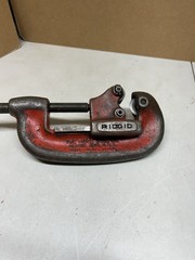 Rigid No. 2 Heavy Duty Pipe Cutter 1/8&Prime; to 2&Prime; Made In USA
