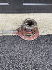Ridgid No. 65-R Pipe Threader with Handle 1&Prime; to 2&Prime; 65R
