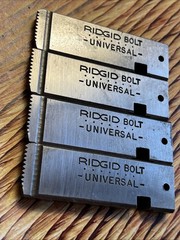 Ridgid 48240 Universal Style Bolt Threader Dies, High-Speed RH 9/16&Prime;-12 UNC