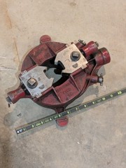 Vintage GTD Greenfield Pipe Threader No. R3 w/ Set of 1-1/4&Prime; Dies