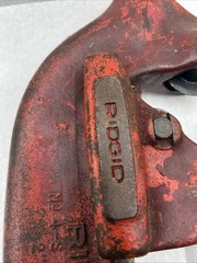Model 4-S, Heavy Duty Pipe Cutter, 2&Prime; &ndash; 4&Prime;