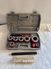 HFS(R) Ratchet Pipe Threader Kit Ratcheting Pipe Threading Tool Set w/ 6 Dies