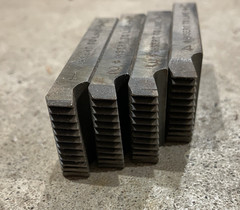 Ridgid 811A 1/8&rdquo; &ndash; 2&rdquo; NPT Quick Opening Die Head With Extra Die Set