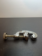 Vintage Fuller Tubing Pipe Cutter &ndash; Screw Type &ndash; Japan &ndash; 1/8&rdquo; to 1&rdquo;