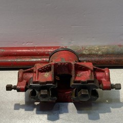 Vintage REED Mfg. Co. Pipe Threader No. 2 1/2&Prime; Length 37.5 inches. Made in USA
