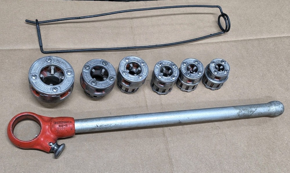 Ridgid 00-R Pipe Threader Die Head W Ratchet 6 Dies