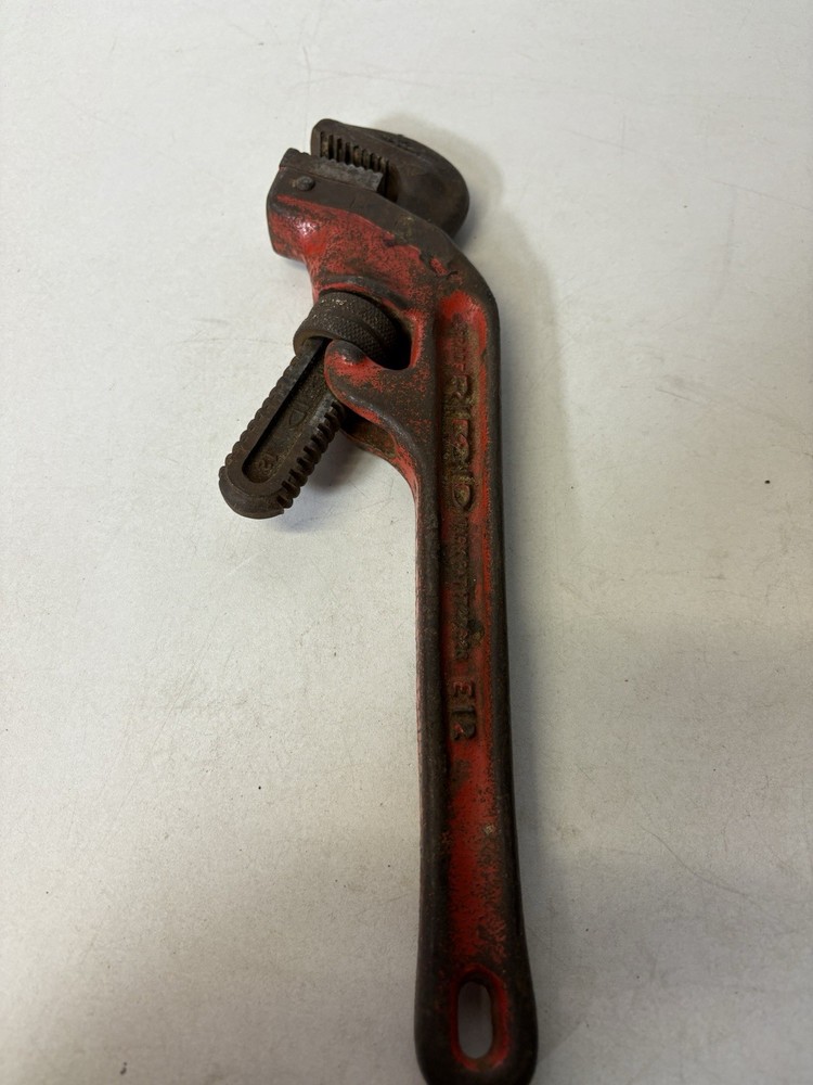 RIGID Model E-12 Heavy Duty End Pipe Wrench, 12&Prime;, 2&Prime; Capacity, Steel