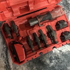 Milwaukee 2922-22 M18 FORCE LOGIC Press Tool W/ One Key w/ 1/2&rdquo; &ndash; 2&rdquo; CTS-V Jaws