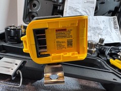 MINT &ndash; DEWALT 20V MAX Copper Swage Tool Kit DCE450D1 w/ 6 Heads, Battery & Case