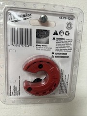 Milwaukee 1/2 in. Close Quarters Tubing Cutter