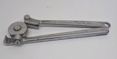 Vintage Parker Hand Tube Bender 3/8&Prime; Capacity 1.5&Prime; Radius Manual Pipe Bending To