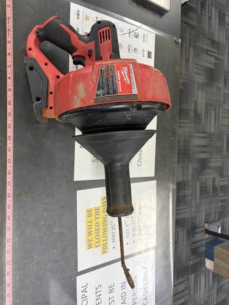 Milwaukee M12 Cordless Drain Snake 2571-20 (Tool Only) Used