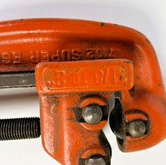 Super Ego Heavy Pipe Cutter 710-2 1/8&Prime; to 2&Prime; Capacity