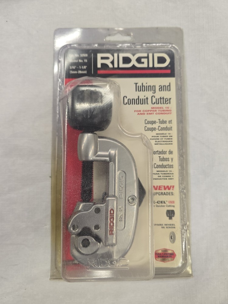 Ridgid 32920 3/16-Inch to 1-1/8-Inch Screw Feed Tubing & Conduit Cutter