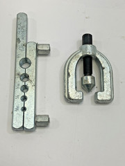 PT W80670 Flaring Tool Set for 3/16&ndash;1/2 in Pipes ~ USED, As Pictured