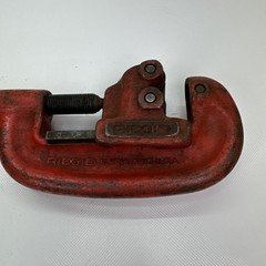Lot of 3 Ridgid Heavy Duty Pipe Cutter 1/8in to 2in Models 1ea No2A 2ea No 202