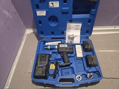 Uponor ProPex 150 Lithium Battery Expander Tool 2 Batteries /3 Jaws Used