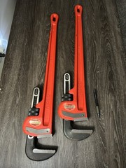 RIDGID 31035 36&Prime; Straight Pipe Wrench &ndash; Model 36, Made In The USA
