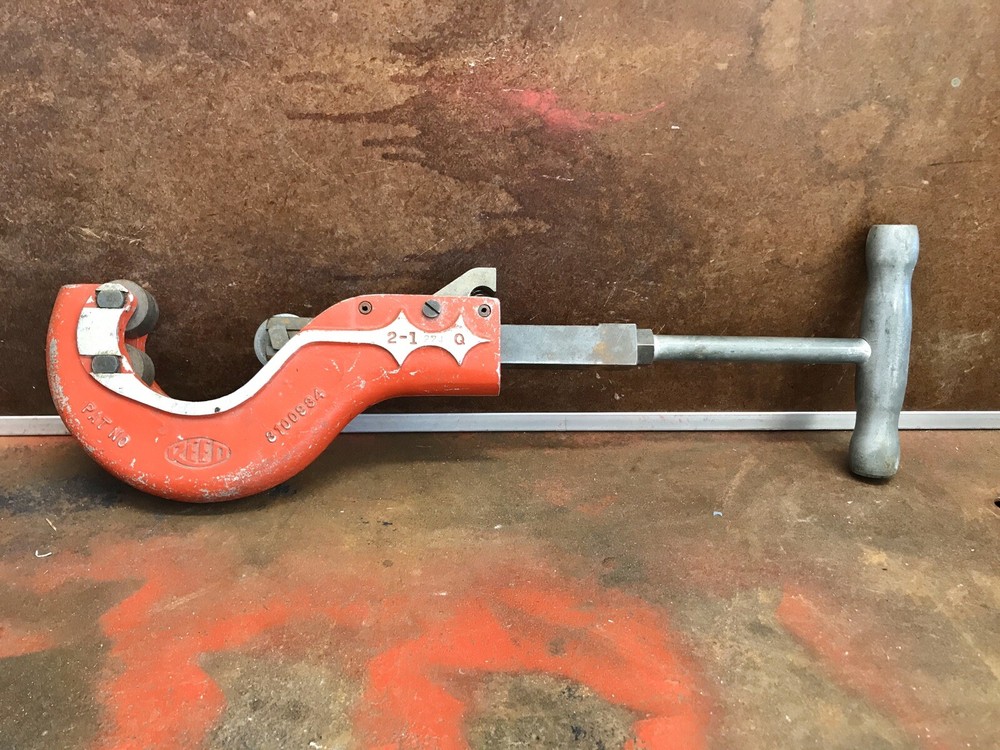 Reed Mfg. Co. 2-1 Model Quick Release 2&rdquo; Capacity Pipe Cutter Plumbers Hand Tool