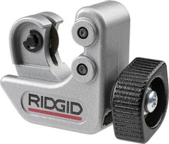 Ridgid &ndash; CC247 RIDGID 40617 Model 101 Close Quarters Tubing Cutter, 1/4-inch to