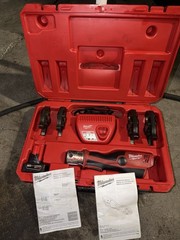 Milwaukee FORCE LOGIC Press Tool 2473-20 w 4 Jaws W Case and Accessories
