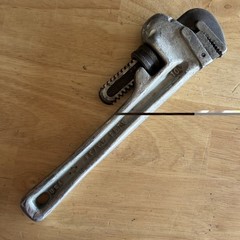 Blue Point 10&Prime; Aluminum Pipe Wrench Heavy Duty PWA10 Made in USA