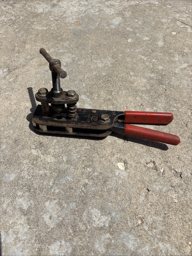 Papco 400-45 3/16&Prime;-5/8&Prime; Flaring Tool 45 Degree