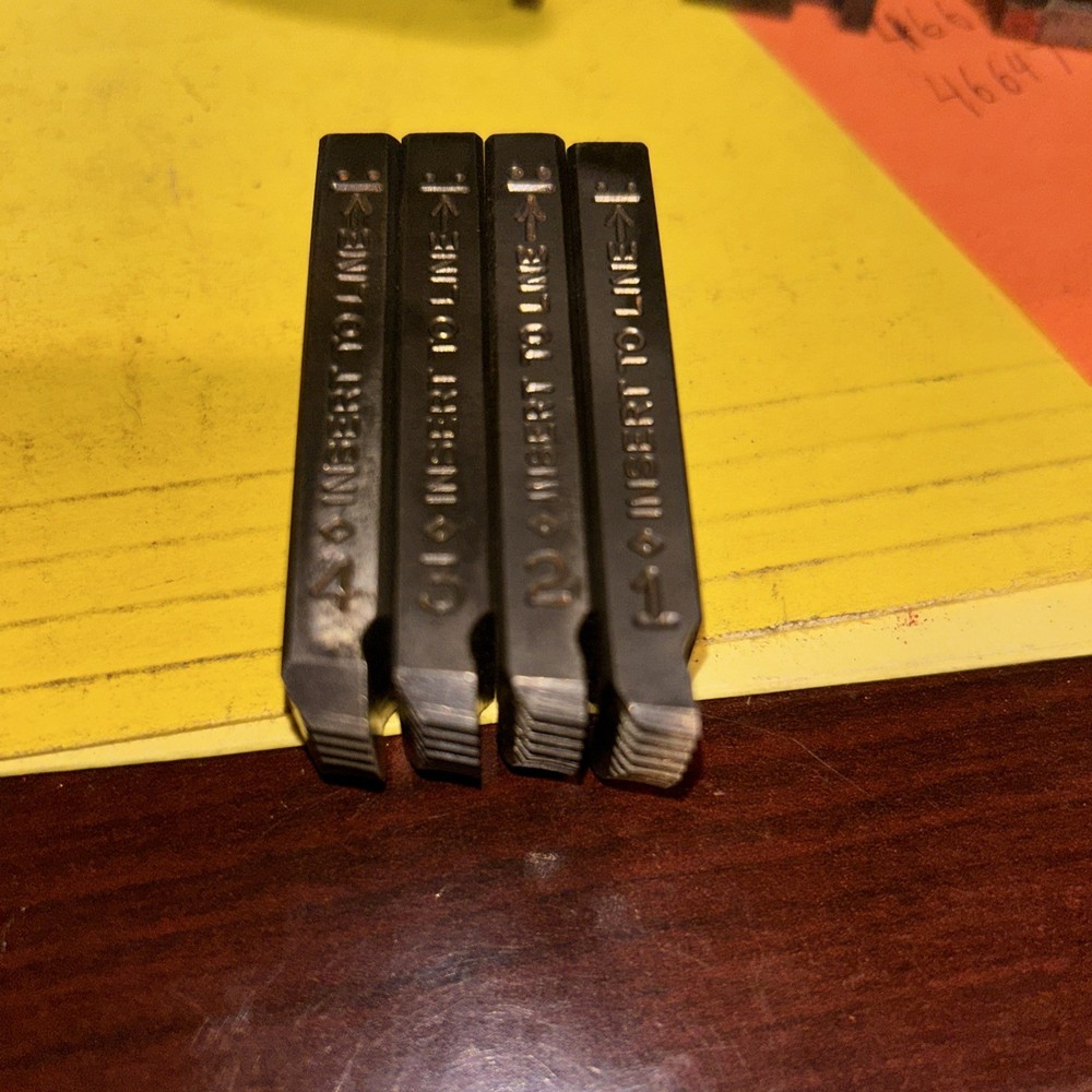 RIDGID 48485 Alloy Like 48635 5/8 in. &ndash; 11 UNC Bolt Dies for Models 500B