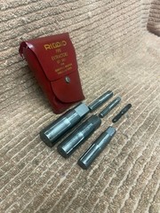 Vintage Ridgid 883 6 Piece Threaded Pipe Extractor Set W/ Case &ndash; Nice