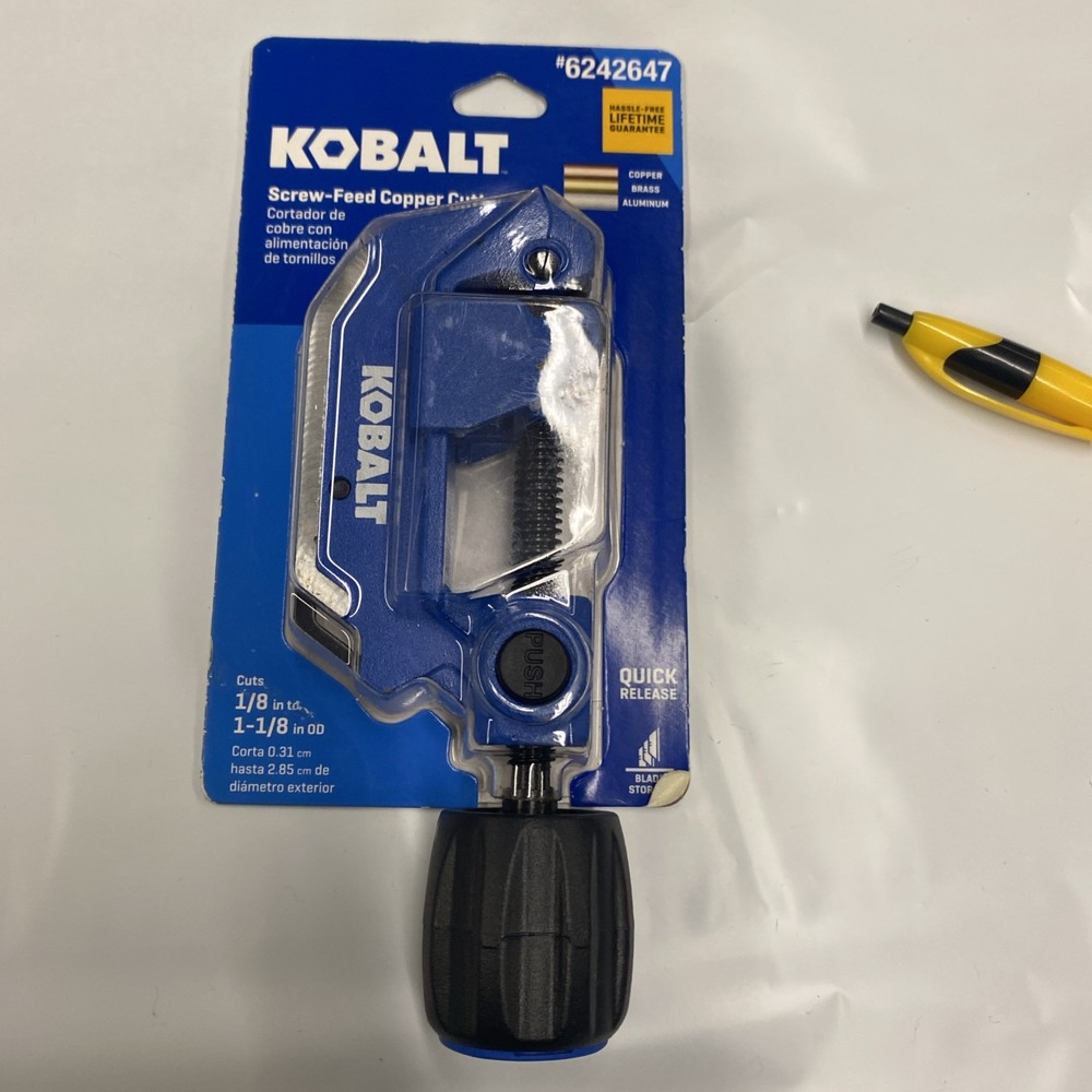 Kobalt Screw-Feed Copper Pipe Cutter Tool &ndash; Cuts 1/8&rdquo; to 1-1/8&rdquo; OD Tubing