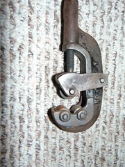 Vintage Reed No. 1 Pipe Cutter w/ Rollers Cuts up to 1 1/2&Prime; pipe Antique Tool