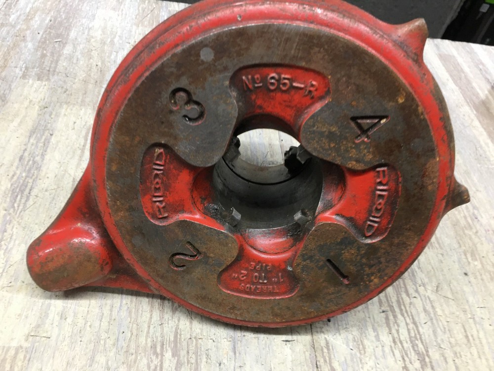 RIDGID No. 65R ADJUSTABLE MANUAL PIPE THREADER 1&Prime; to 2&Prime; CAPACITY No Handle