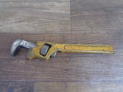 Vintage LAWSON Offset Steel Pipe Wrench 14&Prime; Shortened