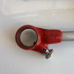 ridgid 00-R 2 Ratchets Pipe Threader With One Die 3/4&rdquo; 2 Original 18&rdquo; Handles