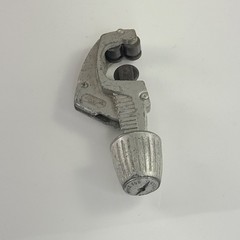 General Tools No. 128 Enclosed Feed Tube Cutter 1/8&Prime;-1-1/8&Prime; Vintage USA Plumbing