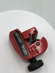 VINTAGE Sears USA Mini Tubing Cutter 951251 1/8-5/8 IN GOOD SHAPE FOR AGE SEE