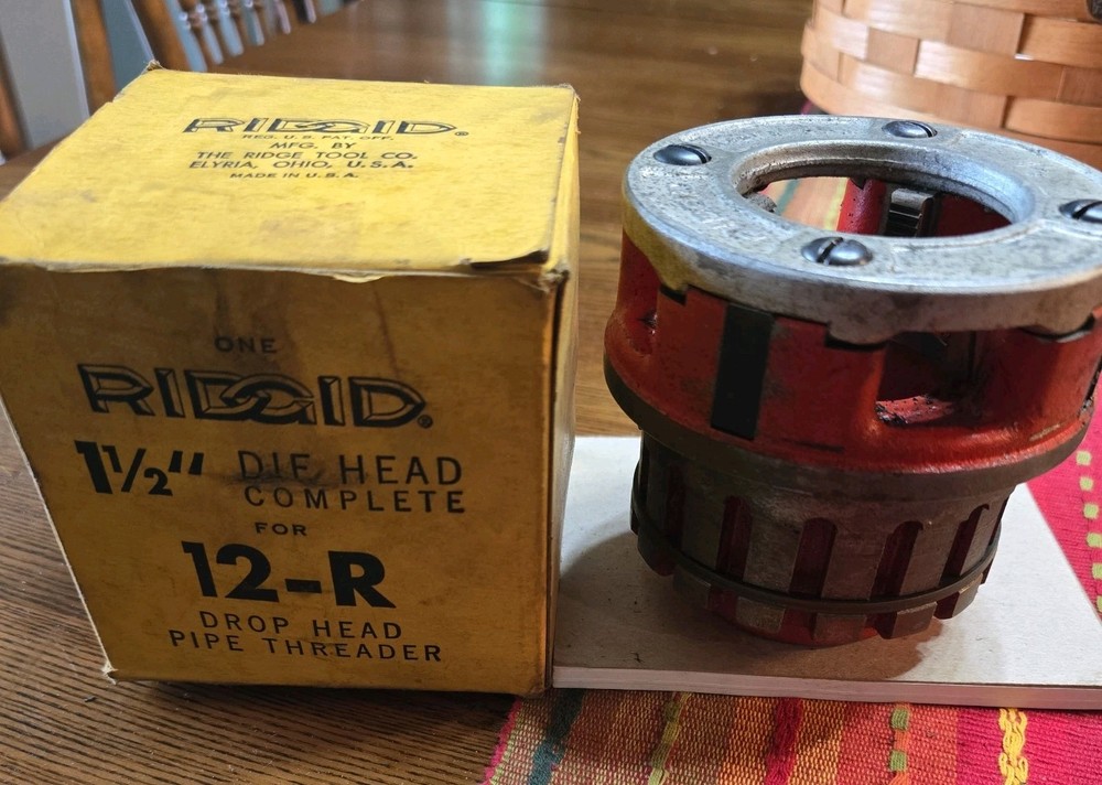 Ridgid 1-1/2&Prime; Die Head Complete for 12-R Drop Head Pipe Threader, lightly used