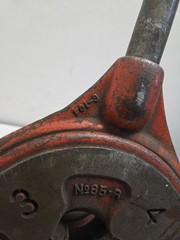 RIDGID No. 65-R / C 148-1 Manual 1&Prime; to 2&Prime; PIPE THREADER w/ HANDLE