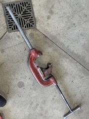 RIDGID 4-S Pipe Cutter 2-4 in OD Cutting Capacity, Std Wheel Cutter