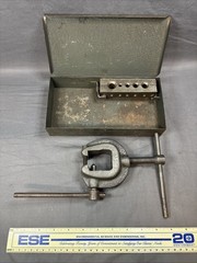 Vintage Everhot Products Co. Flaring Tool Set w/ Metal Case &ndash; Chicago