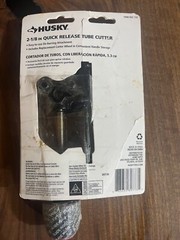 HUSKY Quick Release Pipe Tube Cutter 2-1/8&Prime; 1000-002-732