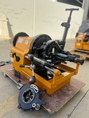 Electric Pipe Threader Machine NPT 1/2&Prime;- 4&Prime; 900W 110V w/ Automatic Oil Feeder