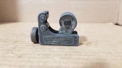 Ridgid No. 104 Tubing Cutter 3/16&Prime; to 15/16&Prime; OD &ndash; 5-24mm. Working. Good Cond