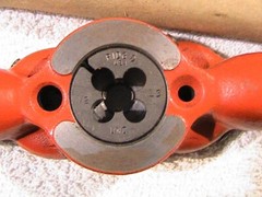 Ridgid 36705 3-Way Die with 1/2, 3/8 and 1/4 UNC Dies