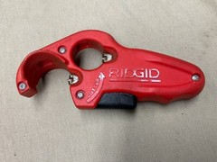 RIDGID 41608 PTEC 3000 Versatile Thin Wall PE, PP, PVC Plastic Tubing Cutter for