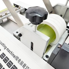 110V 60Hz Plastic Tube Cutter Machine Microcomputer Controlled Auto Pipe Cutter