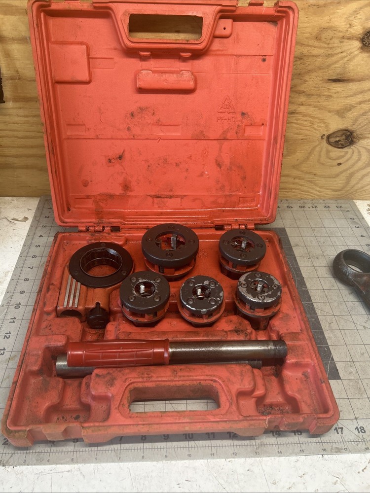 TEKTON 7574 Ratchet Pipe Threader Set, NPT USA 1/4&Prime;-1&Prime; RIDGID STYLE 260518