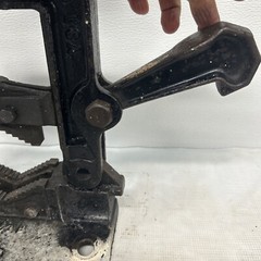 Vintage MARK MFG Co Chicago No. 3 Pipe Vise E458A Bench Mount Fitting Plumbing