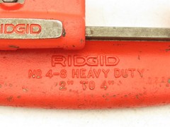 Ridgid 4-S Heavy Duty Pipe Cutter 2&Prime;-4&Prime; Capacity Accepts Extension for 2 Man Use